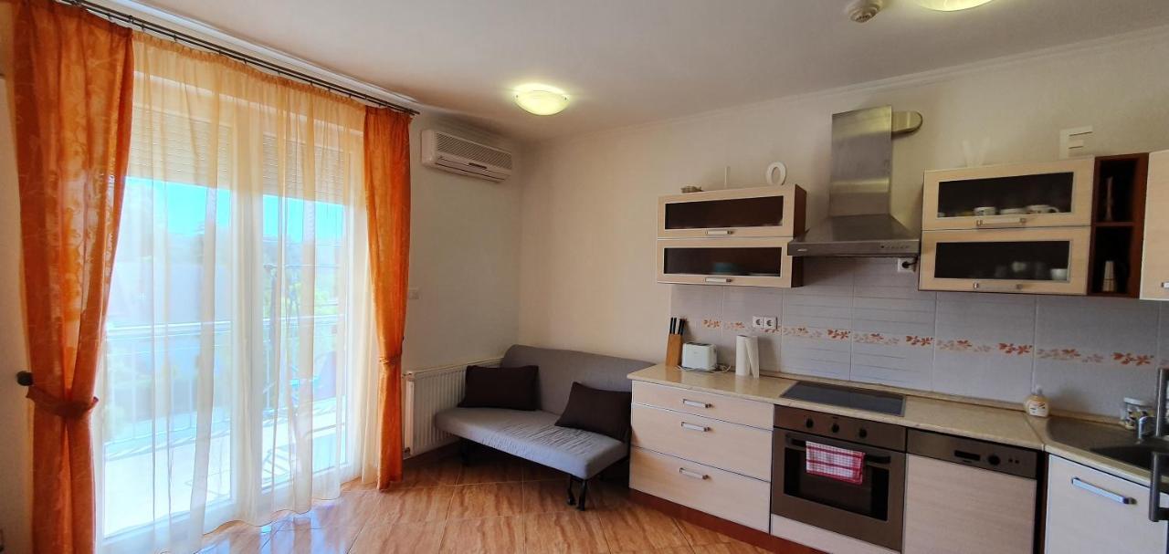 Bazsi Golden Beach Apartman シオーフォク エクステリア 写真