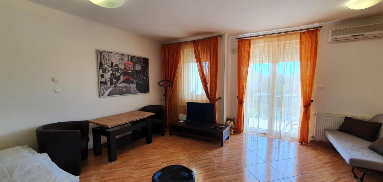 Bazsi Golden Beach Apartman シオーフォク エクステリア 写真