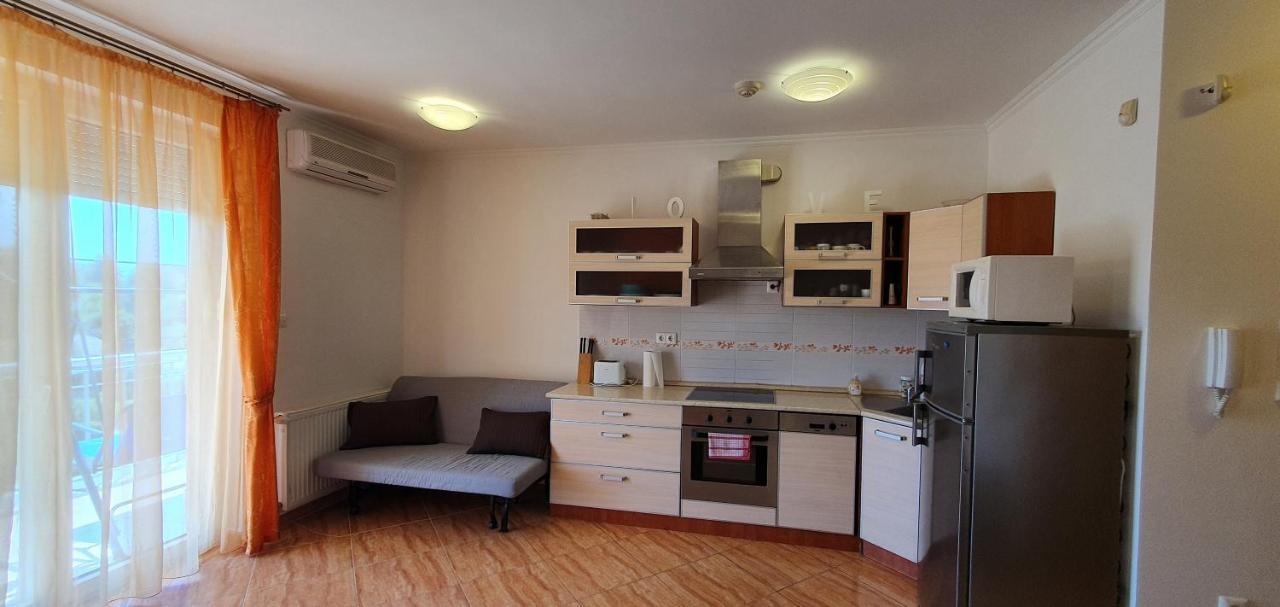 Bazsi Golden Beach Apartman シオーフォク エクステリア 写真